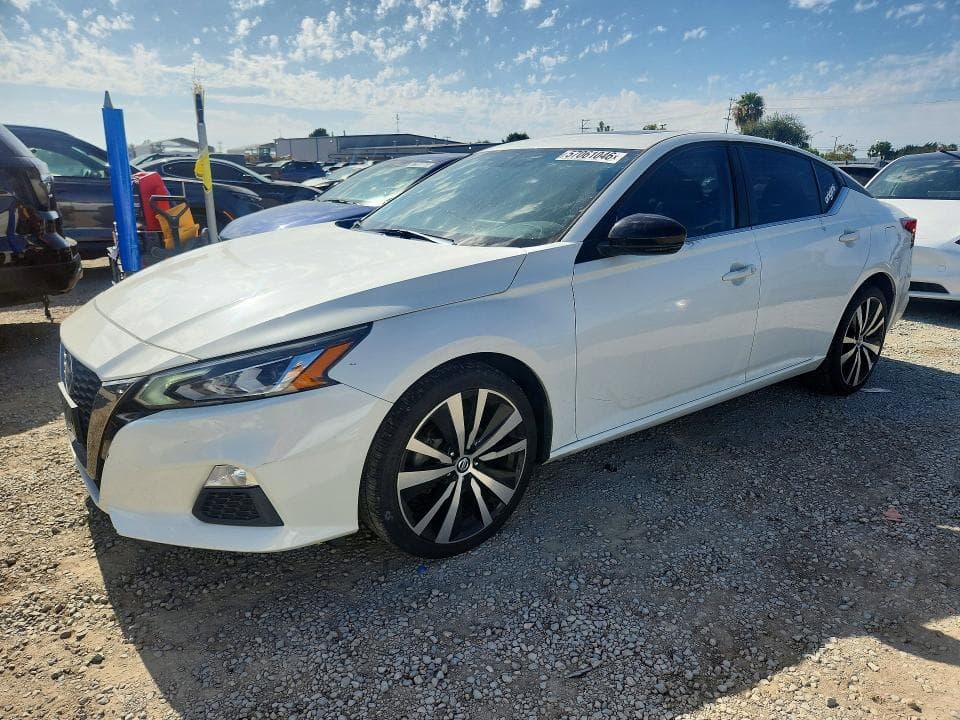 2019 Nissan Altima SR