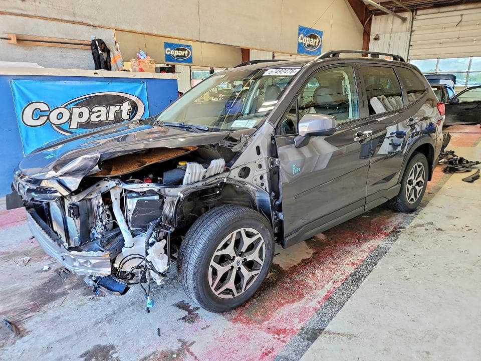 2022 Subaru Forester Premium
