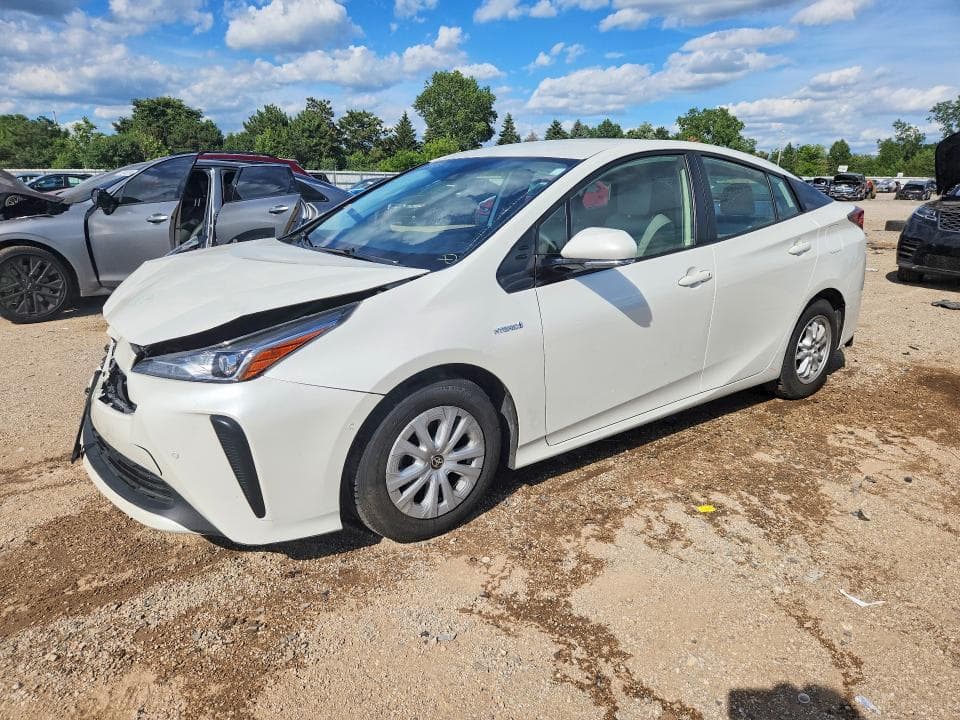 2019 Toyota Prius LE