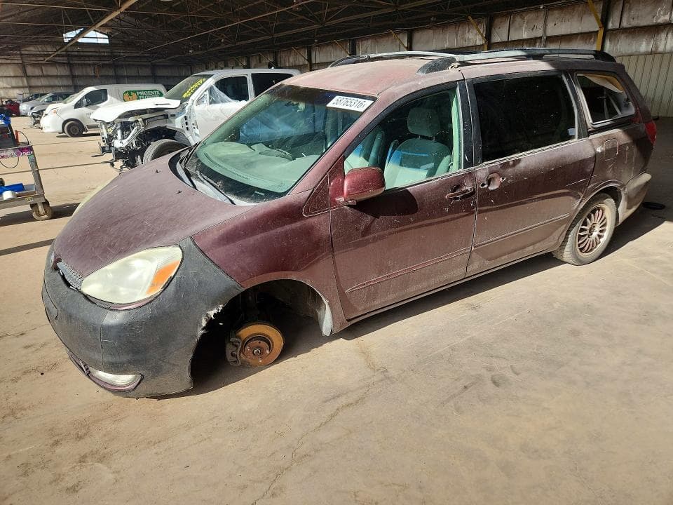 2004 Toyota Sienna LE 7 Passenger