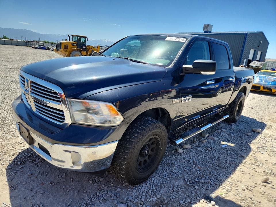 2015 RAM 1500 SLT