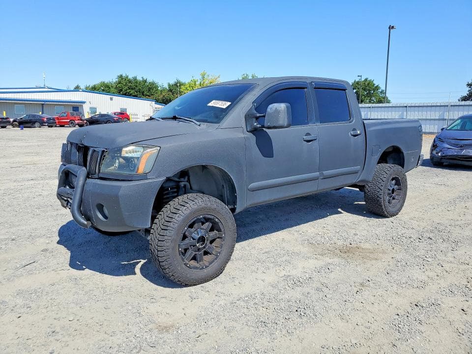2004 Nissan Titan XE