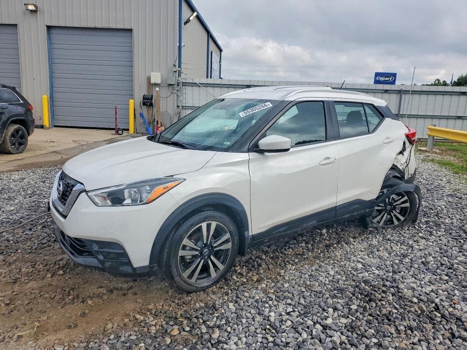 2020 Nissan Kicks SV