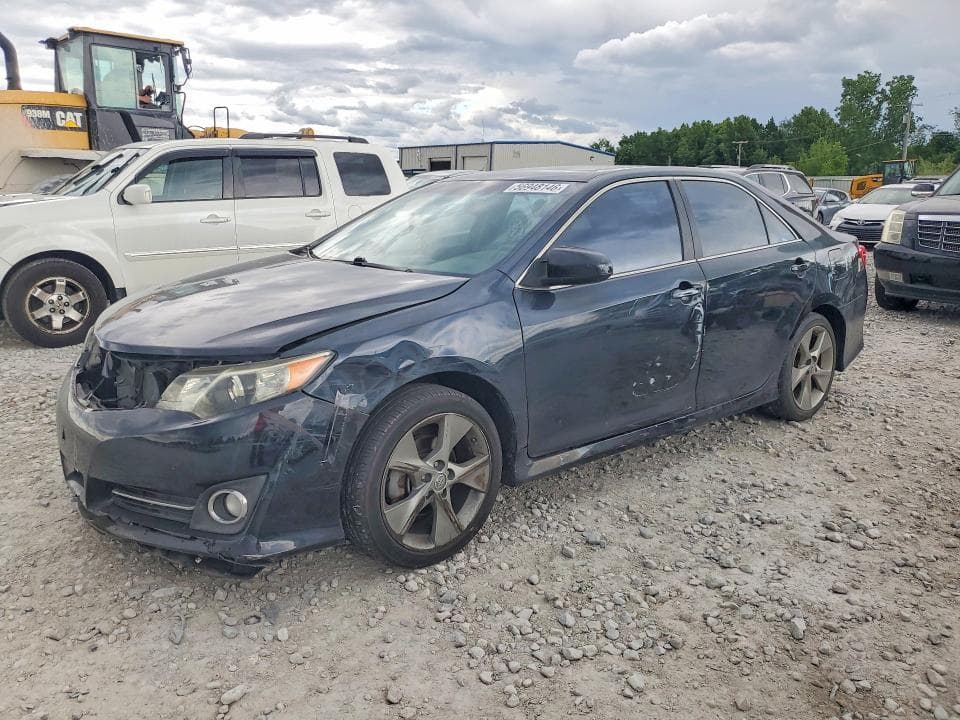 2014 Toyota Camry SE V6