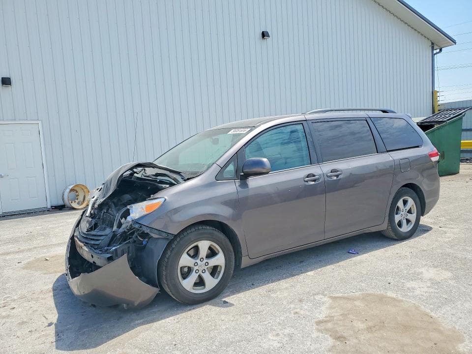 2012 Toyota Sienna LE