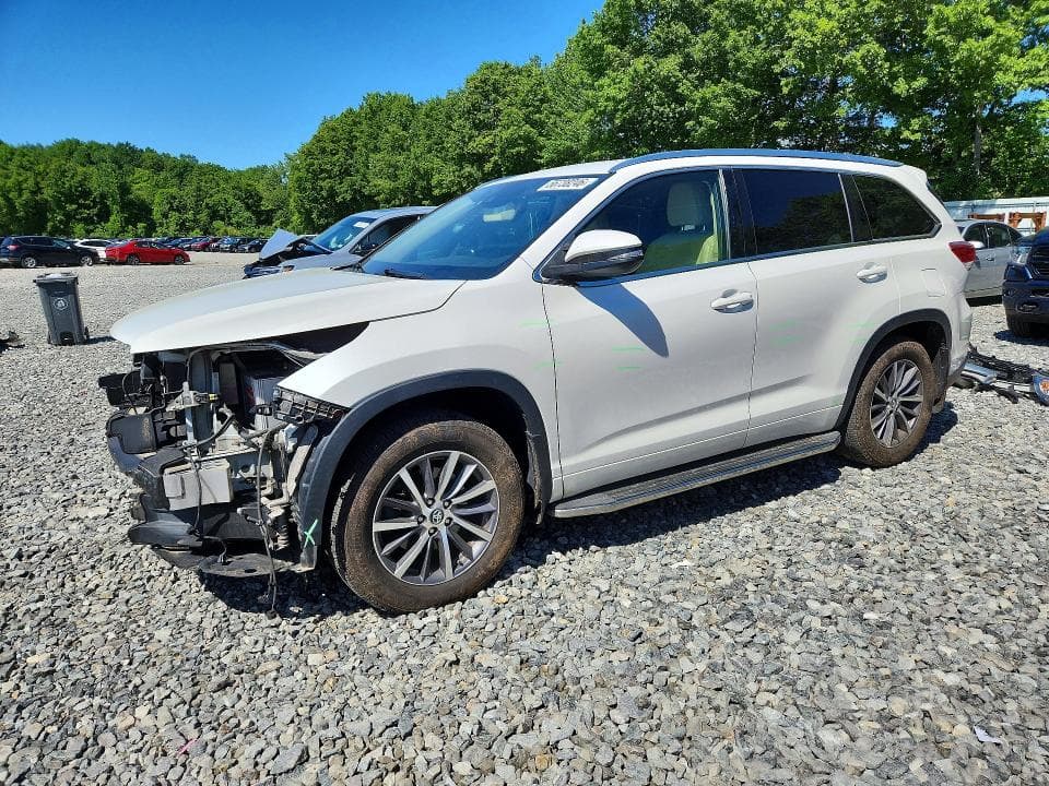 2017 Toyota Highlander XLE