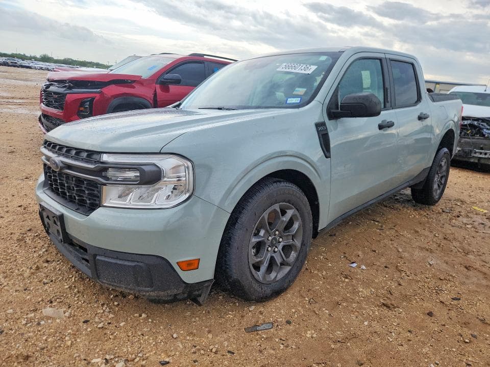 2022 Ford Maverick XL
