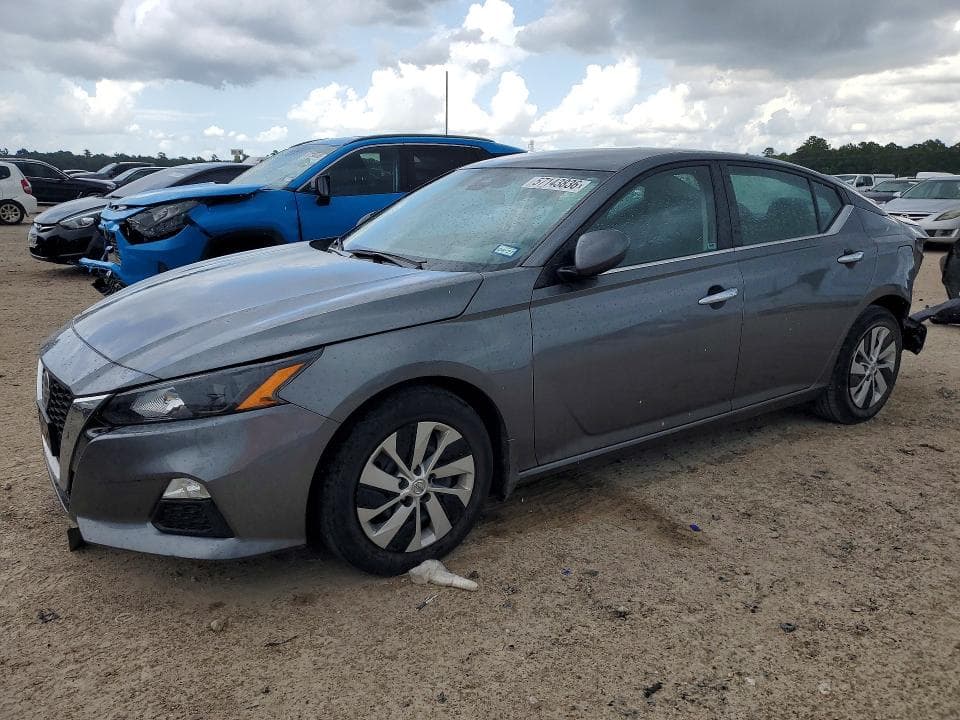 2022 Nissan Altima S
