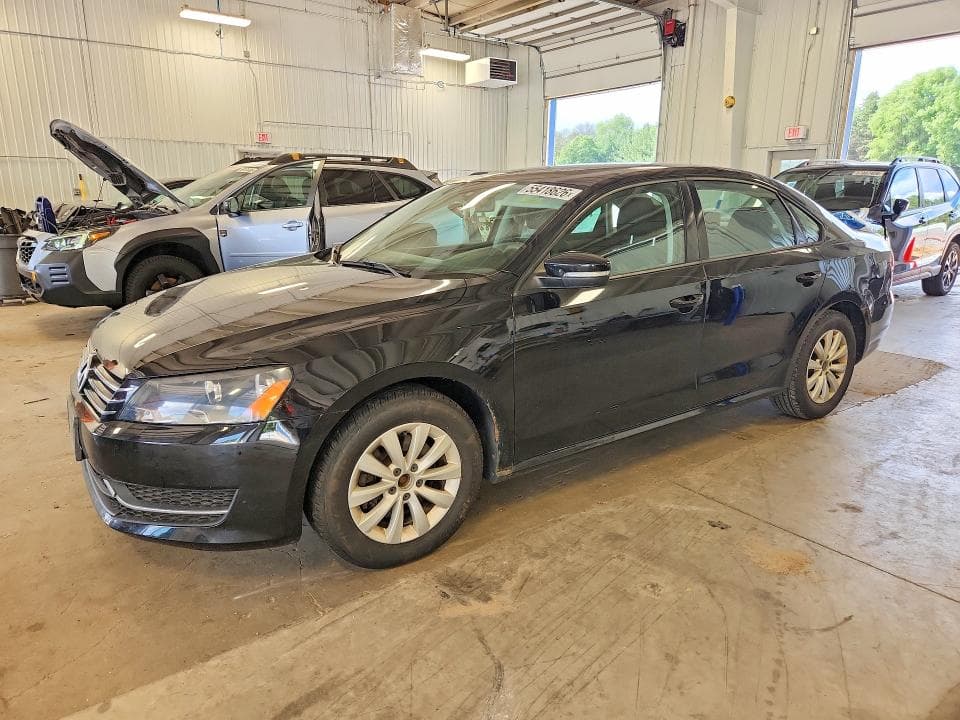2013 Volkswagen Passat S