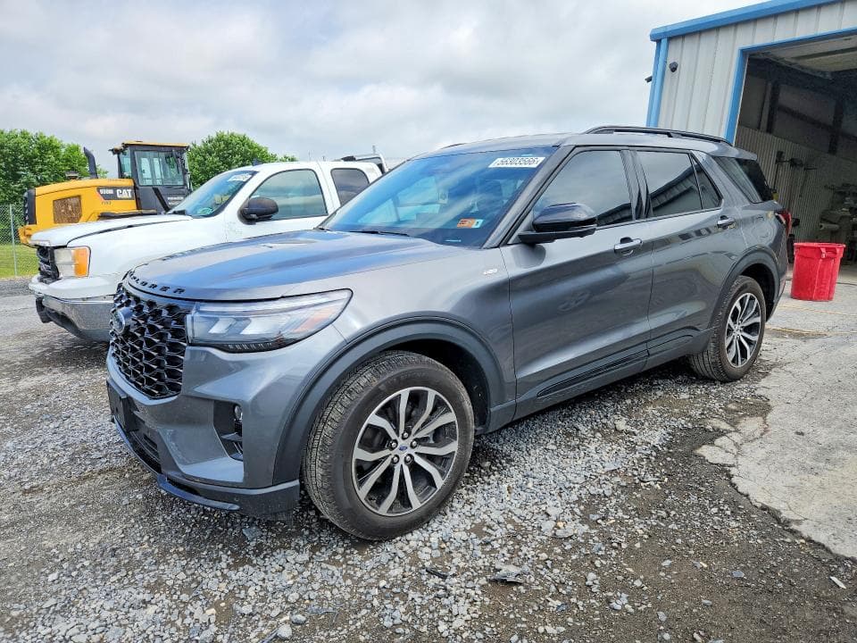 2025 Ford Explorer St-Line