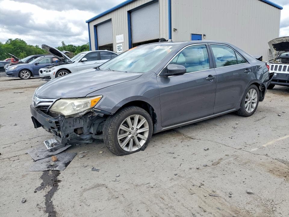 2014 Toyota Camry XLE