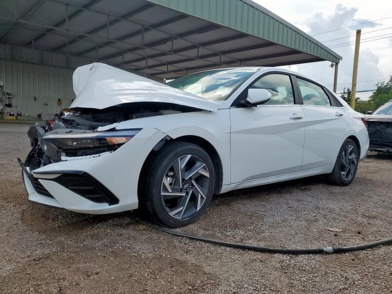 2025 Hyundai Elantra SEL