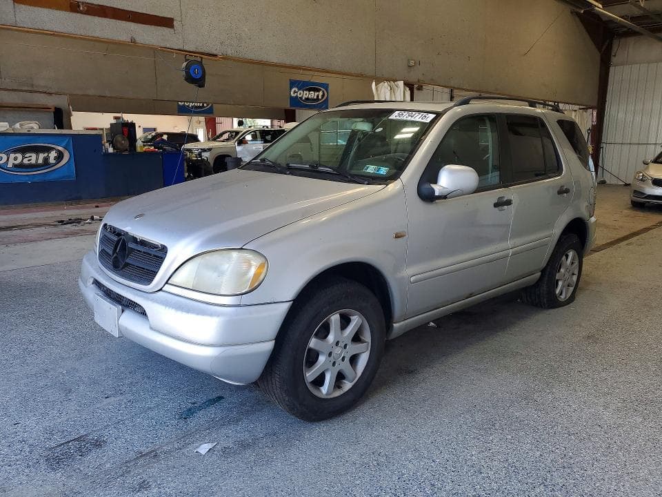 2000 Mercedes-Benz ML 430