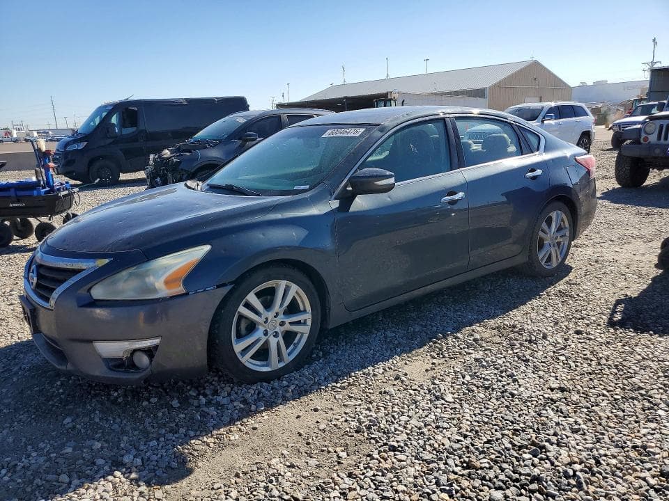 2013 Nissan Altima 3.5 S