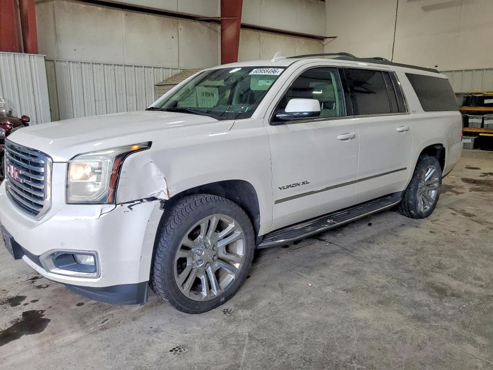 2017 GMC Yukon XL K1500 SLT