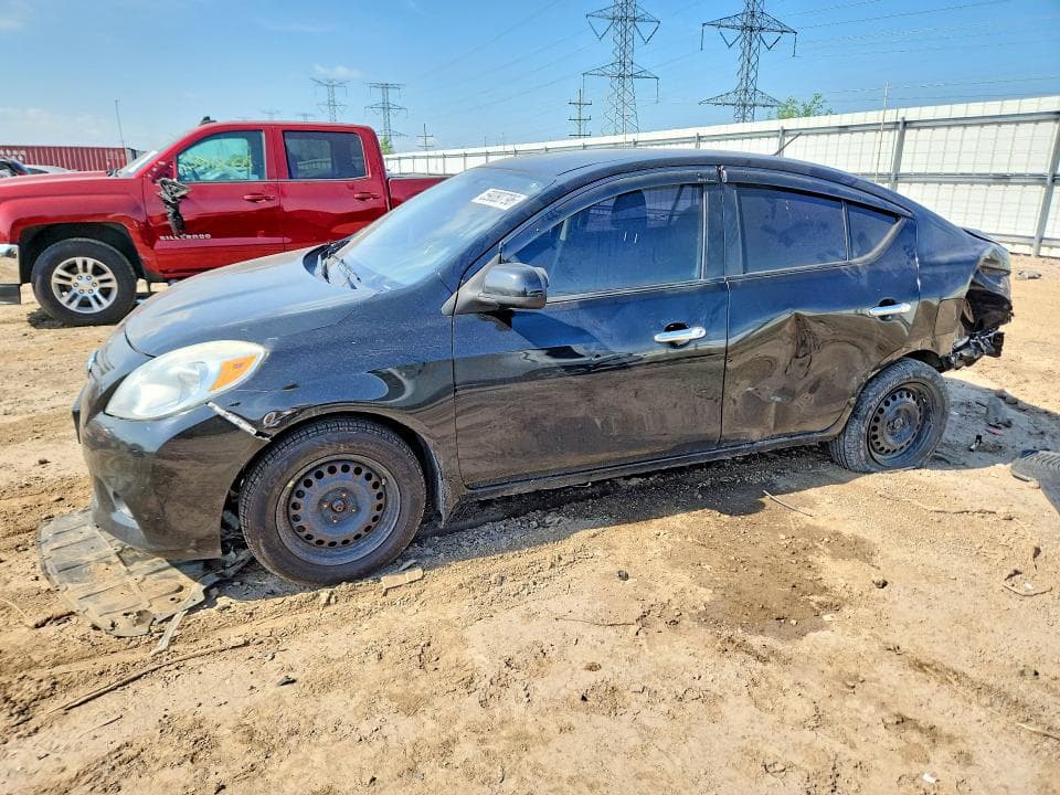 2012 Nissan Versa 1.6 S