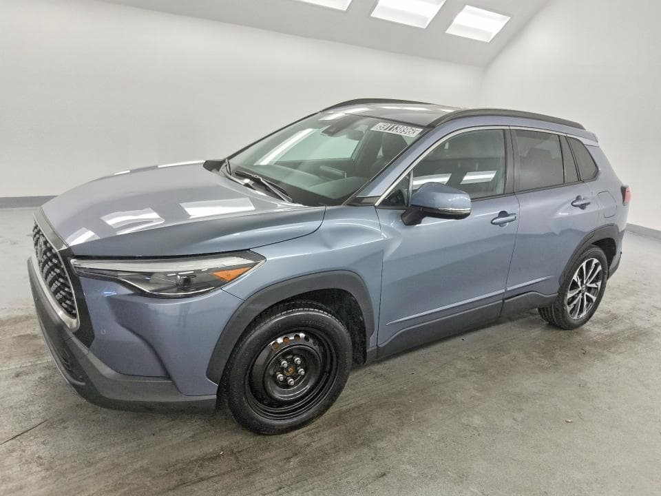 2022 Toyota Corolla Cross XLE