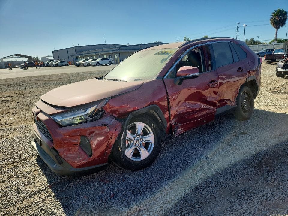 2024 Toyota RAV4 LE