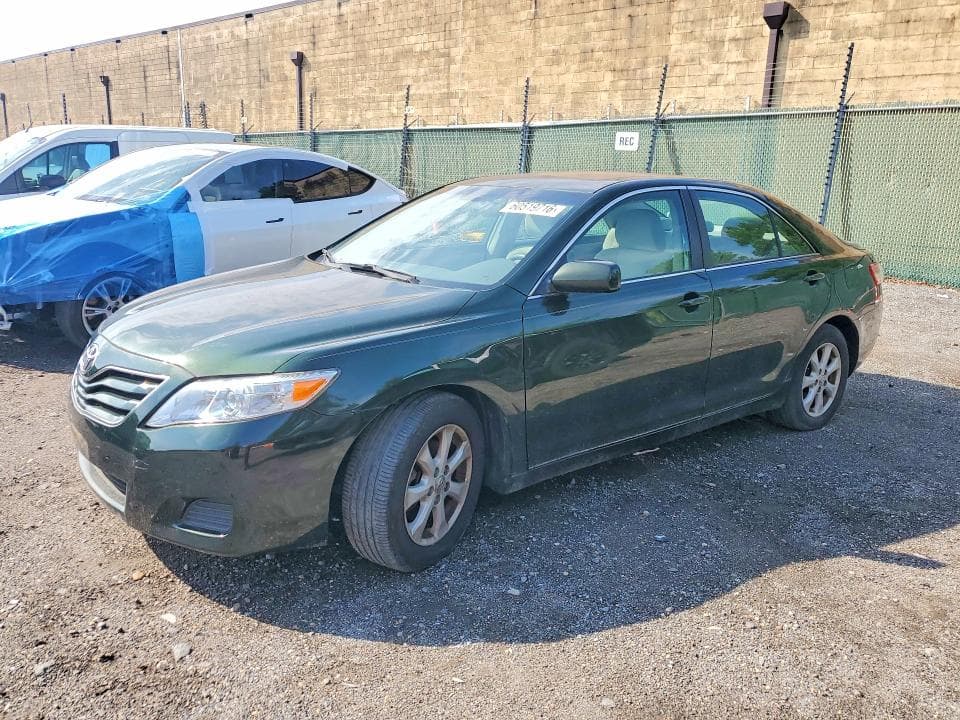 2011 Toyota Camry LE