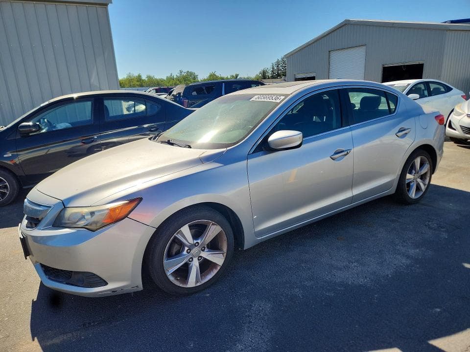 2013 Acura ILX 20 Premium