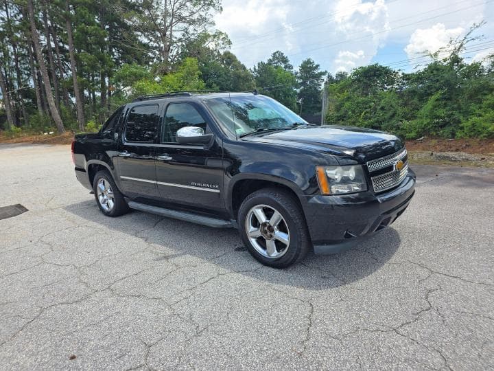 2013 Chevrolet Avalanche LTZ