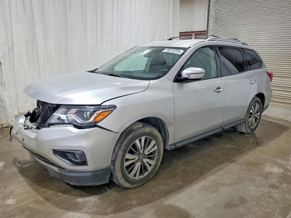 2019 Nissan Pathfinder SV