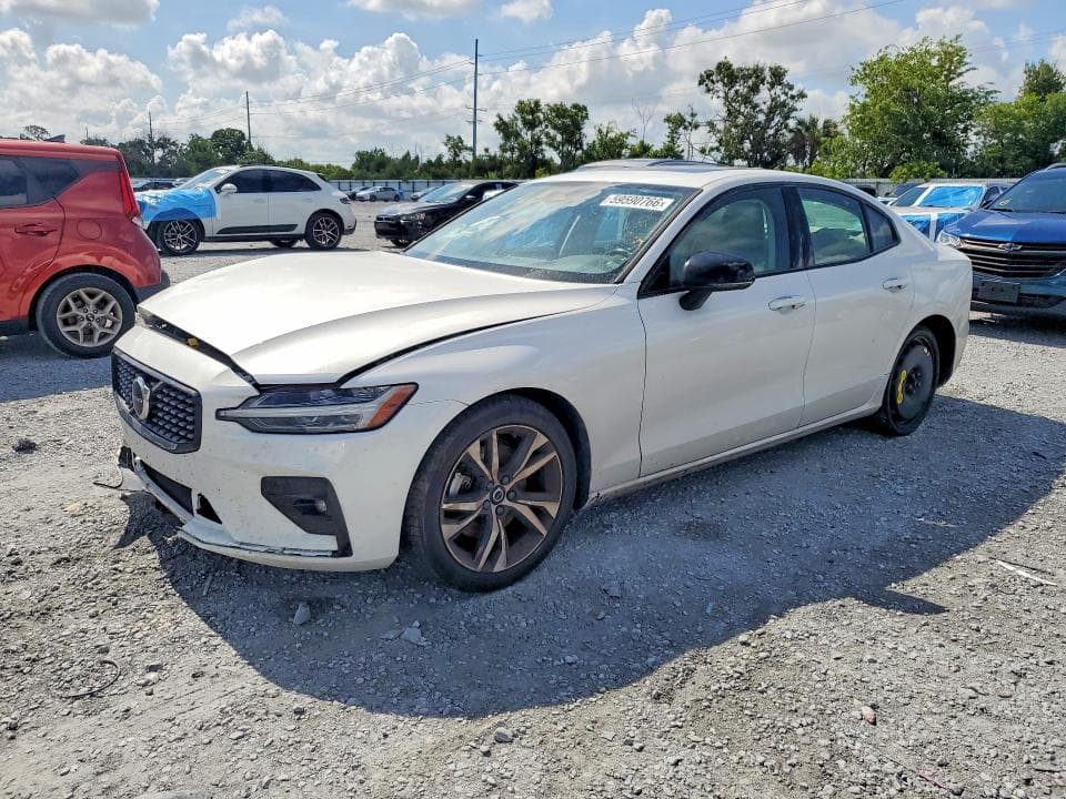 2025 Volvo S60 Core