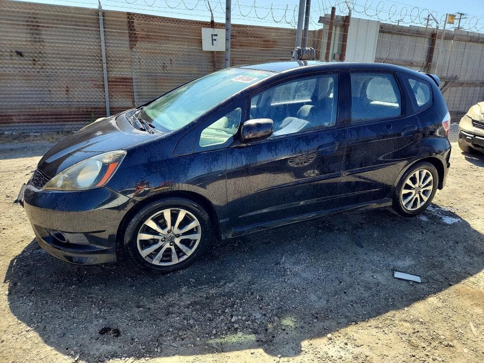 2013 Honda FIT Sport