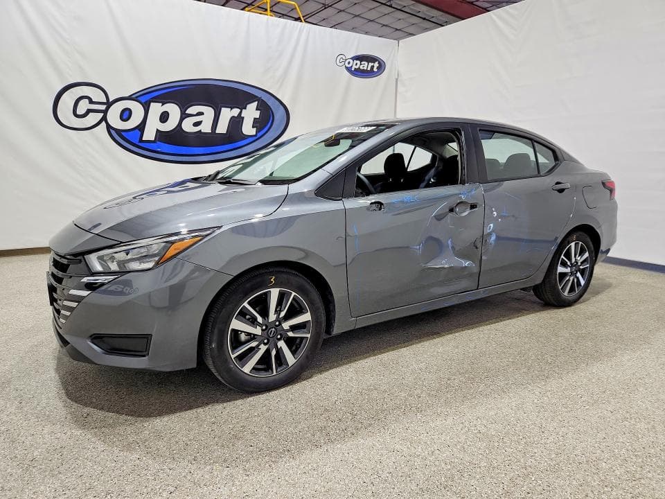 2025 Nissan Versa SV