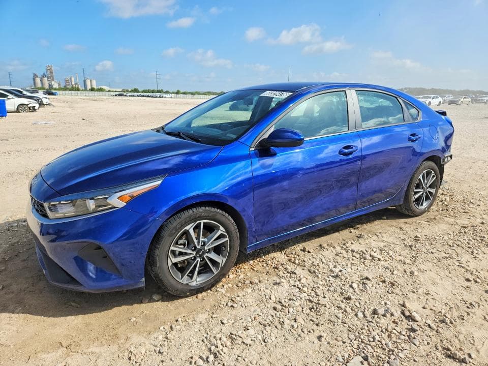 2023 KIA Forte LXS