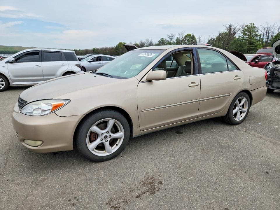 2004 Toyota Camry