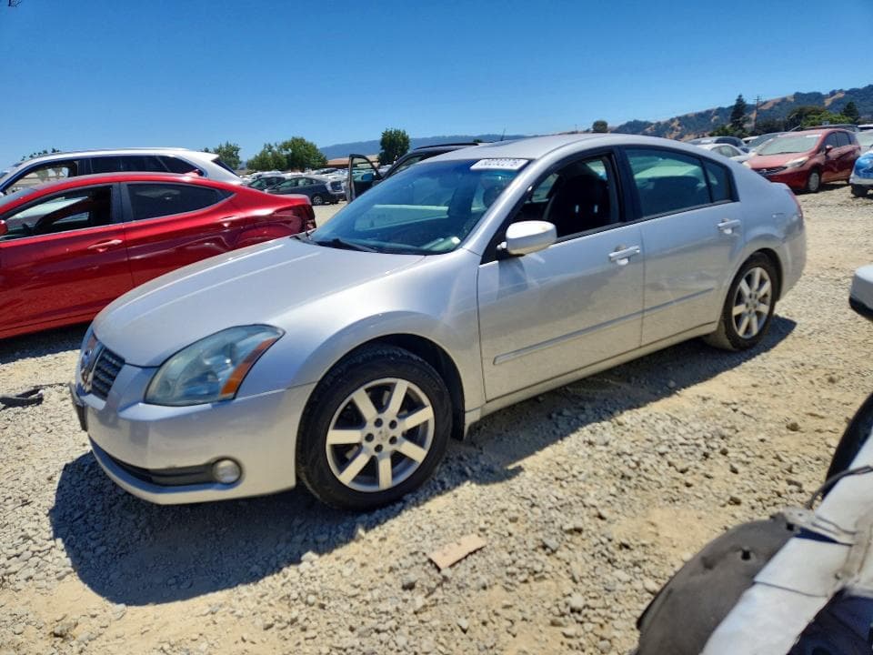 2004 Nissan Maxima 3.5 SE
