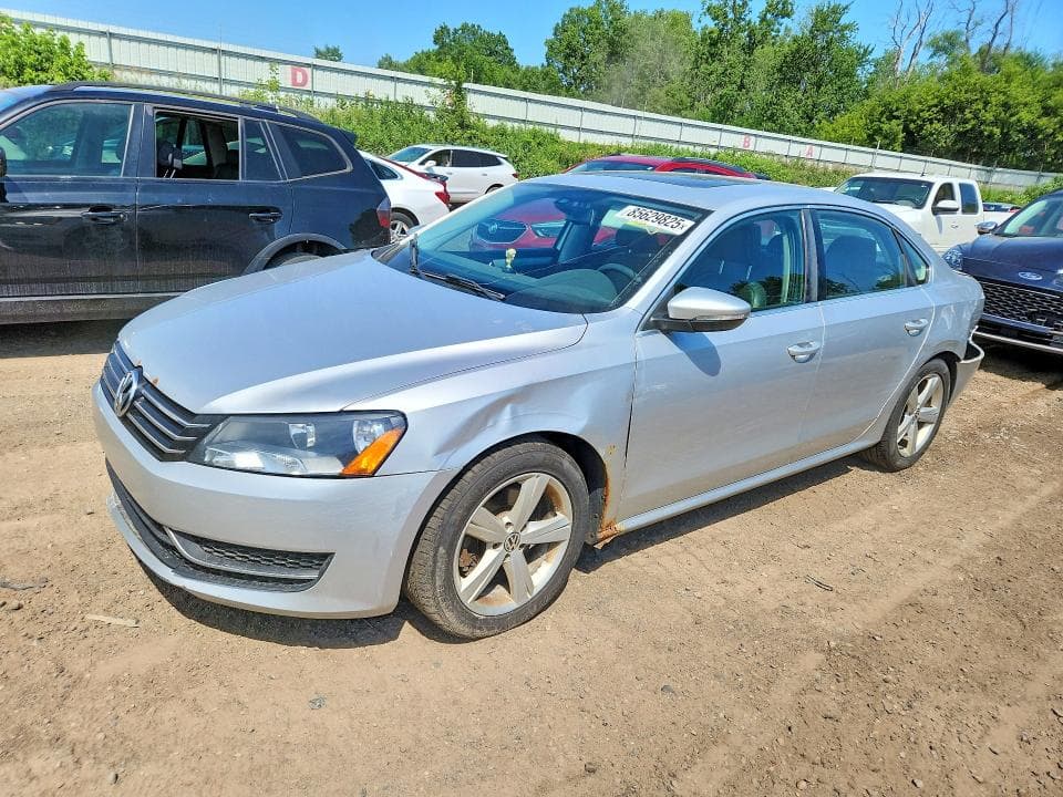 2012 Volkswagen Passat SE