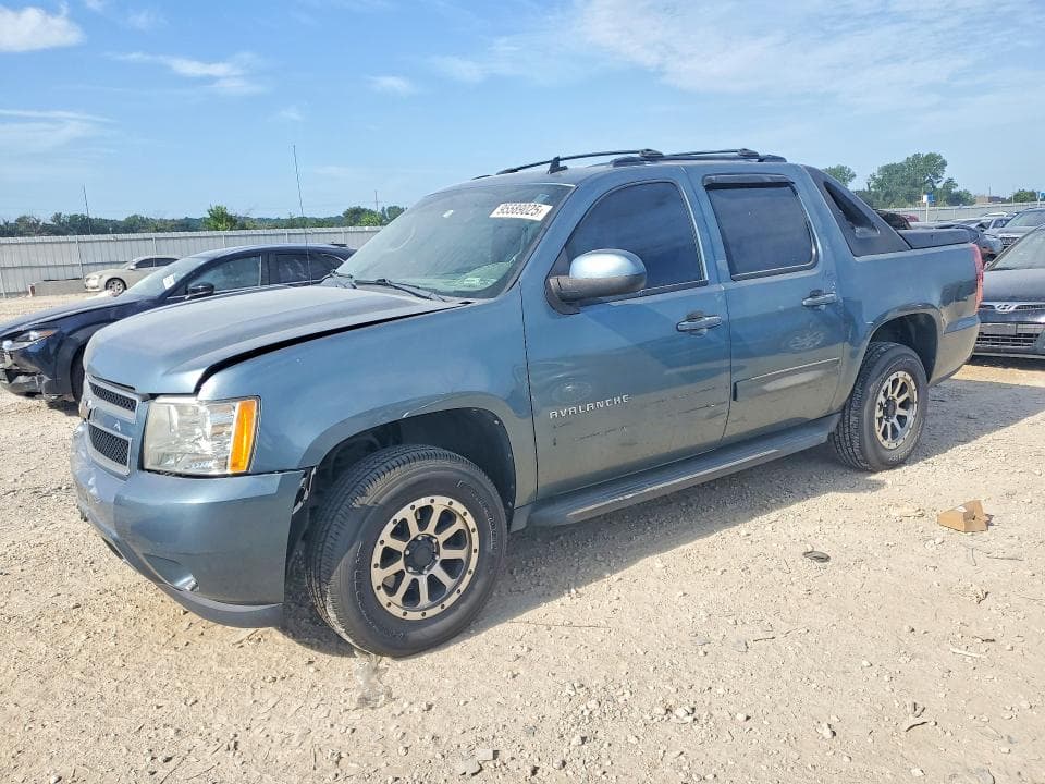 2011 Chevrolet Avalanche LS