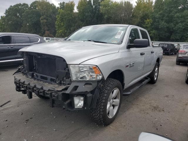 2015 RAM 1500 ST