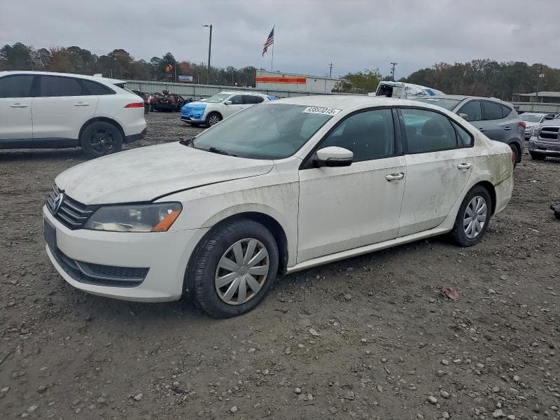 2013 Volkswagen Passat S