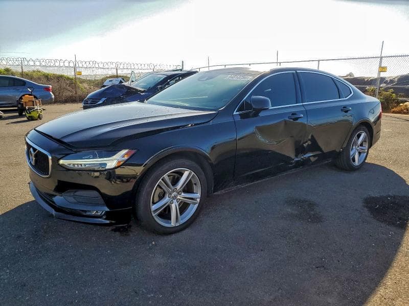 2019 Volvo S90 T5 Momentum